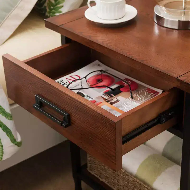 Comodino Ash Brown con cassetto e ripiano, per una persona